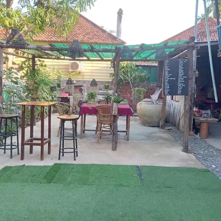 Setha About The World Homestay Battambang Exterior photo